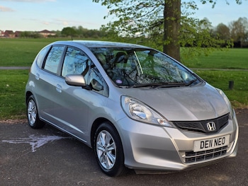 Used Honda Jazz 2011 for sale - 79008000: Photo