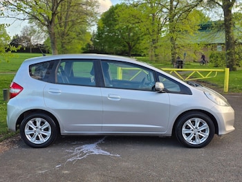 Used Honda Jazz 2011 for sale - 79008000: Photo
