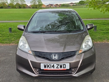 Used Honda Jazz 2014 for sale - 79008001: Photo