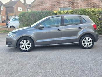 Used Volkswagen Polo 2010 for sale - 75747248: Photo