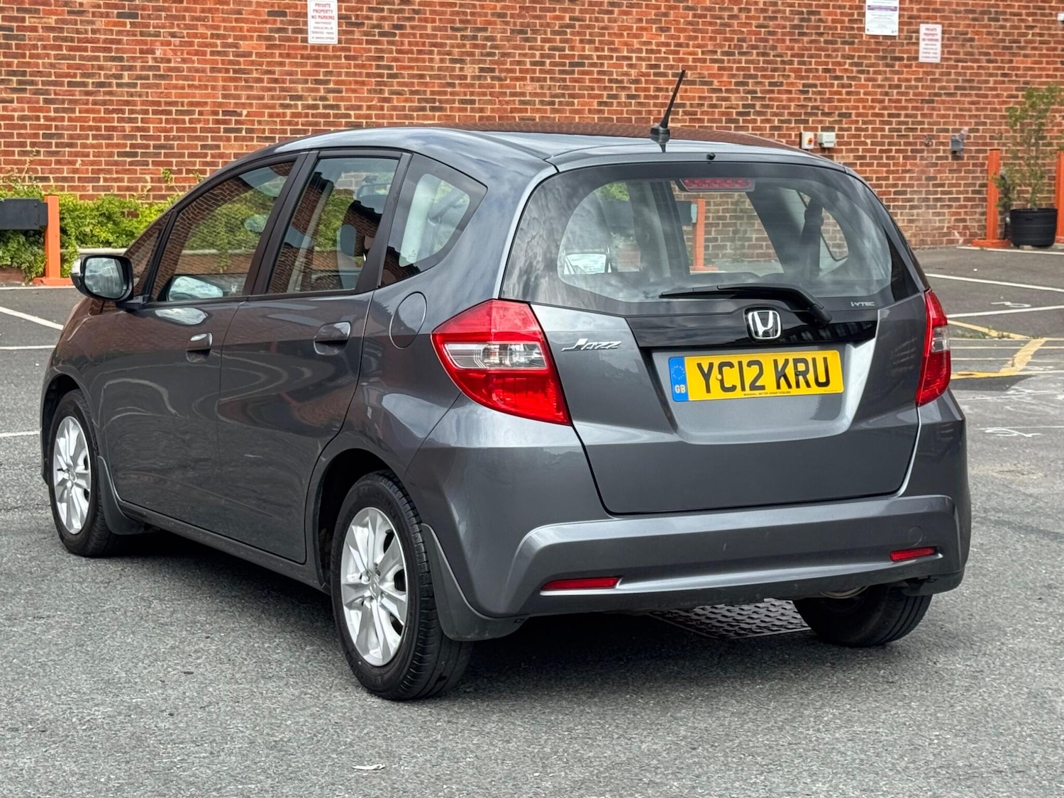 Vehicle 27