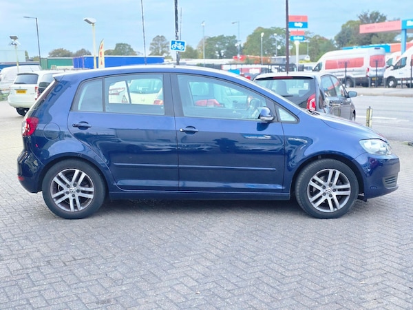 Used Volkswagen Golf Plus 2012 for sale - 76200339: Photo 5