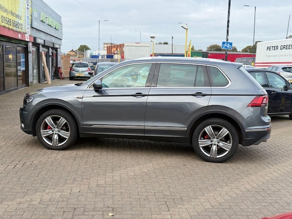 Used Volkswagen Tiguan 2016 for sale - 76200357: Photo 11