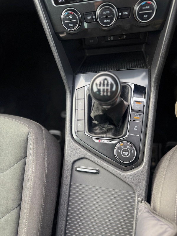 Used Volkswagen Tiguan 2016 for sale - 76200357: Photo 22