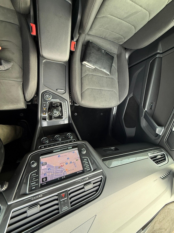 Used Volkswagen Tiguan 2016 for sale - 76200357: Photo 23