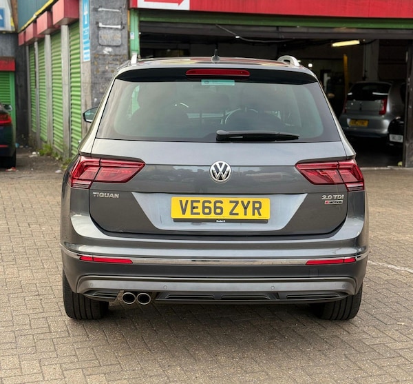 Used Volkswagen Tiguan 2016 for sale - 76200357: Photo 4