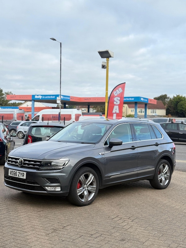 Used Volkswagen Tiguan 2016 for sale - 76200357: Photo 9