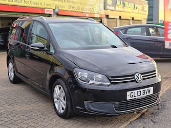 Used Volkswagen Touran 2013 for sale - 75449237: Photo