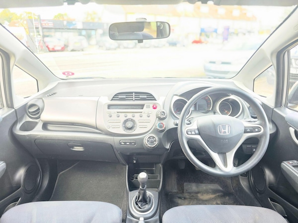 Used Honda Jazz 2009 for sale - 76159068: Photo 16