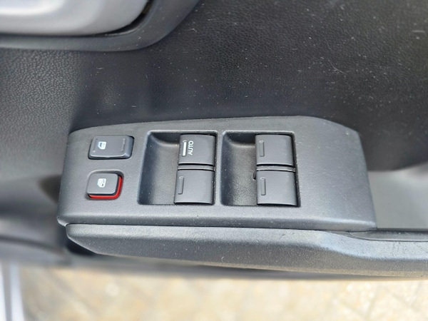 Used Honda Jazz 2009 for sale - 76159068: Photo 18