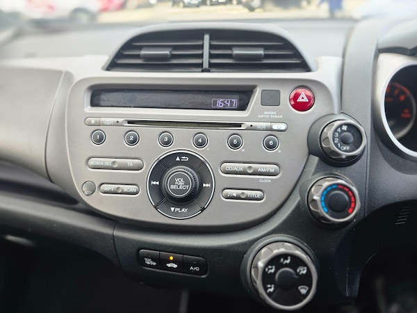 Used Honda Jazz 2009 for sale - 76159068: Photo 23