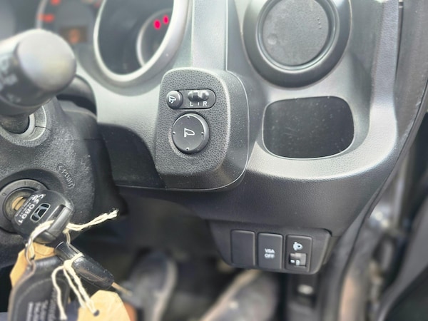 Used Honda Jazz 2009 for sale - 76159068: Photo 24