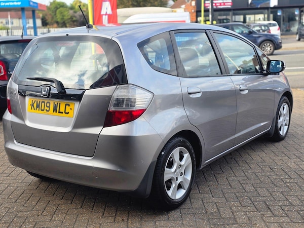 Used Honda Jazz 2009 for sale - 76159068: Photo 7