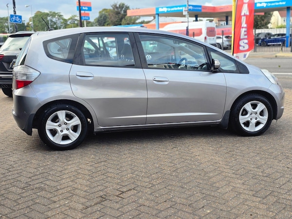Used Honda Jazz 2009 for sale - 76159068: Photo 8