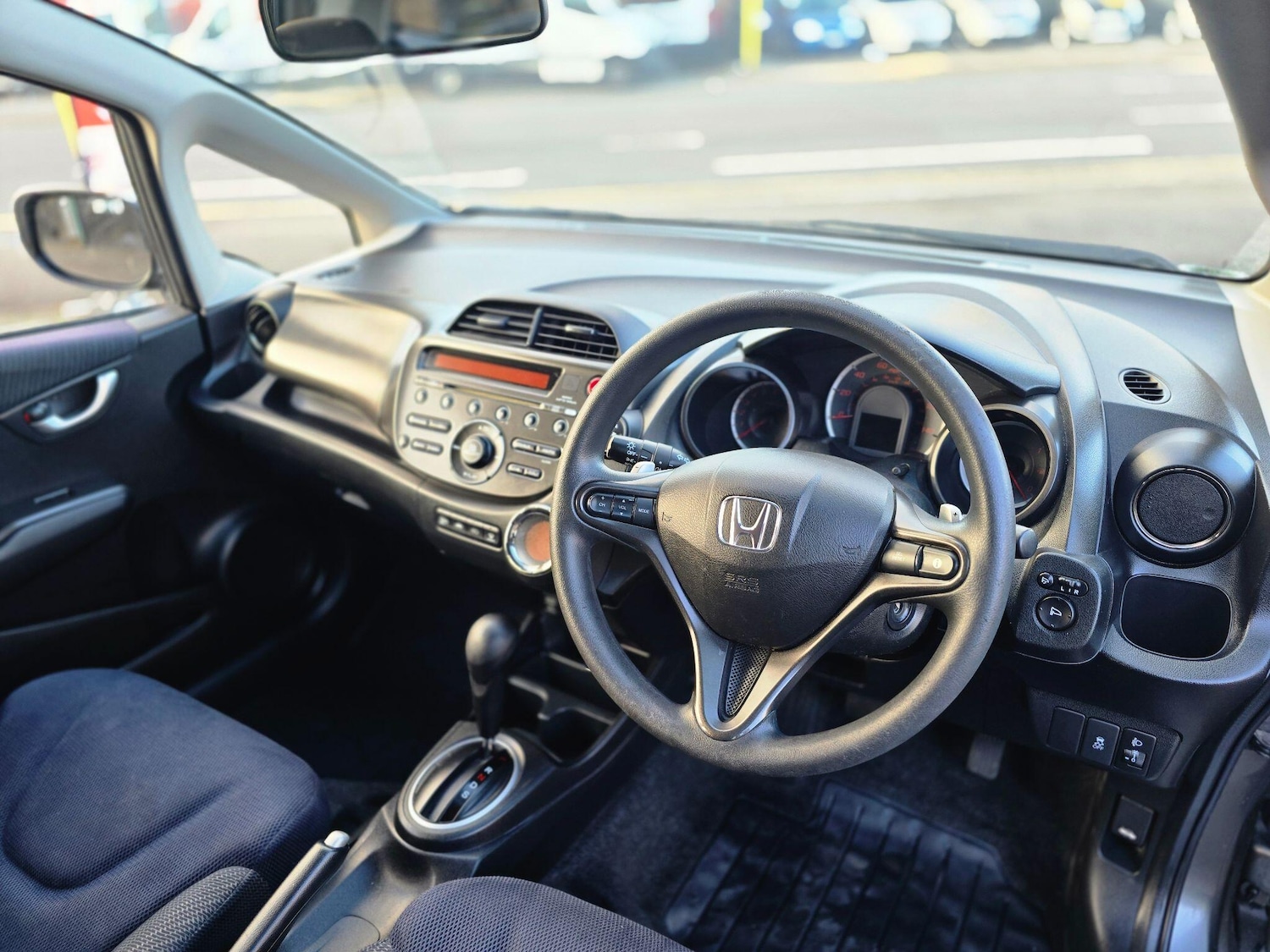 Used Honda Jazz 2011 for sale - 76377325: Photo 21