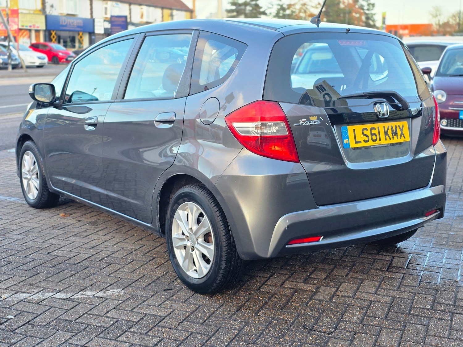 Used Honda Jazz 2011 for sale - 76377325: Photo 6