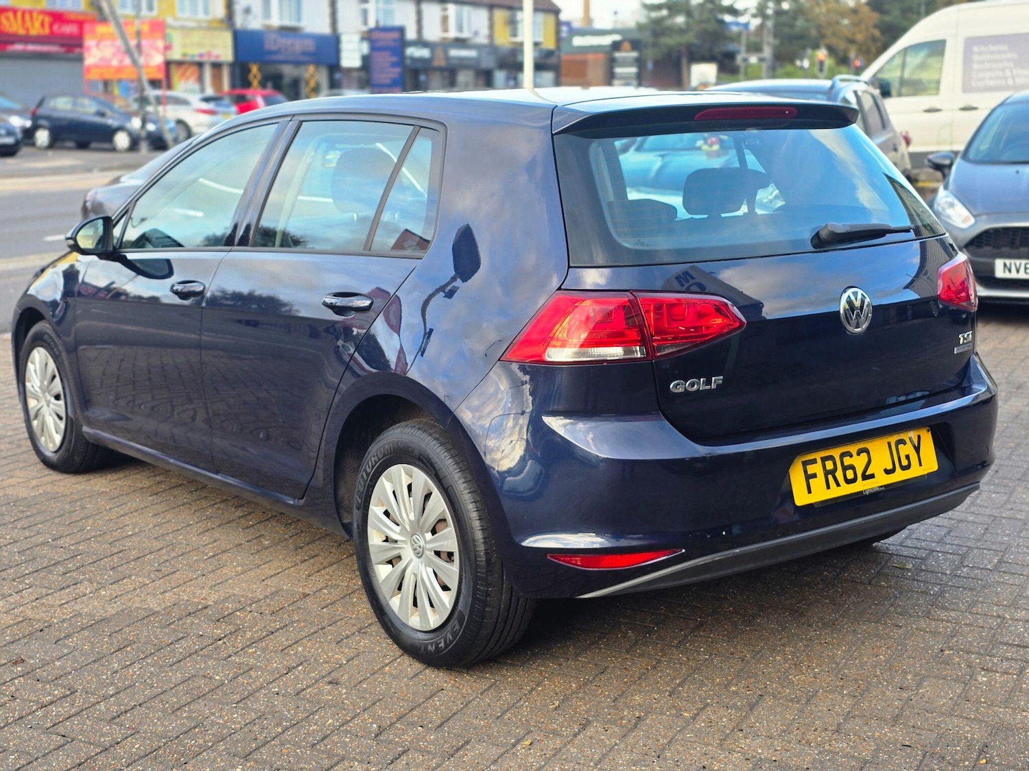 Used Volkswagen Golf 2013 for sale - 76122046: Photo 5