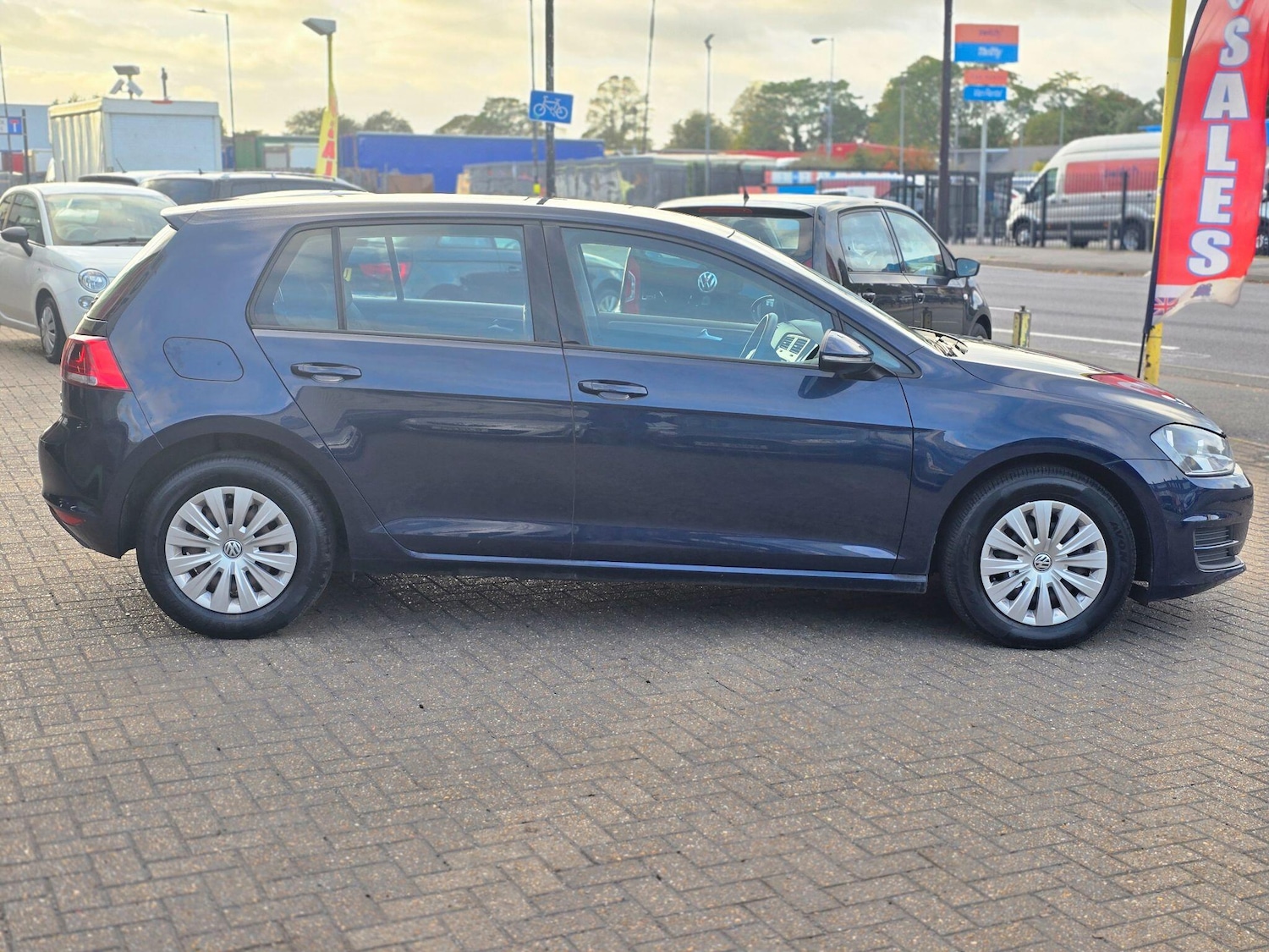Used Volkswagen Golf 2013 for sale - 76122046: Photo 9