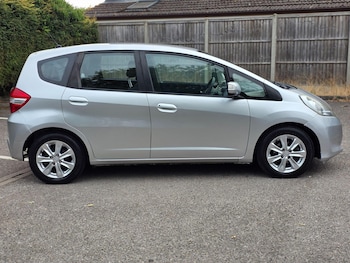 Used Honda Jazz 2011 for sale - 79553611: Photo