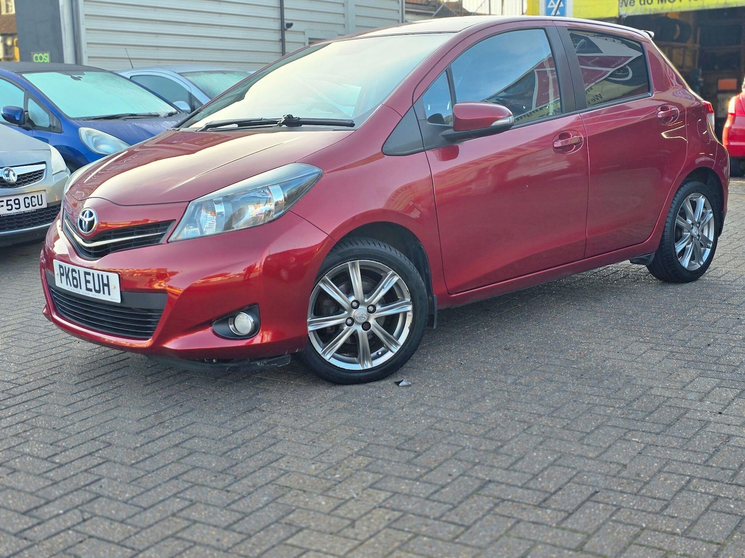 Used Toyota Yaris 2011 for sale - 76213901: Photo 3