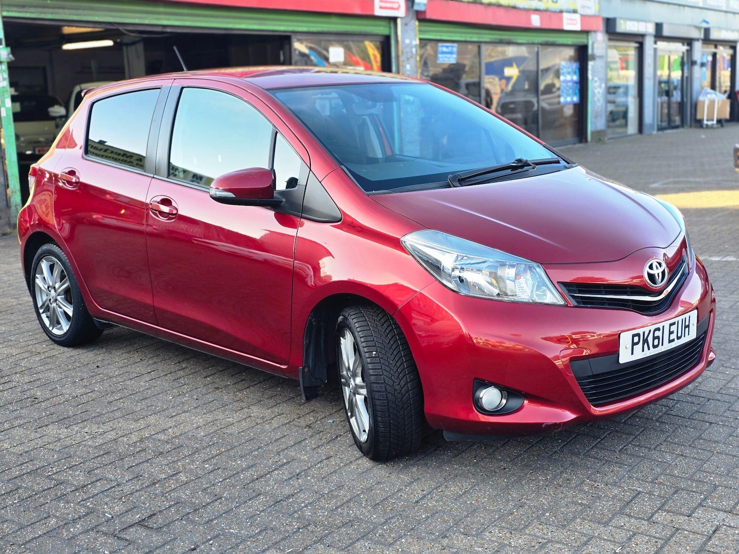Used Toyota Yaris 2011 for sale - 76213901: Photo 9
