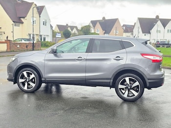 Used Nissan Qashqai 2015 for sale - 76425693: Photo