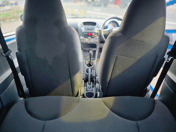 Used Toyota AYGO 2009 for sale - 76085381: Photo 19
