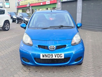 Used Toyota AYGO 2009 for sale - 76085381: Photo 2