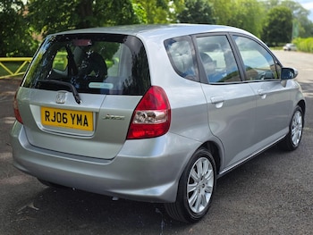 Used Honda Jazz 2006 for sale - 79008011: Photo