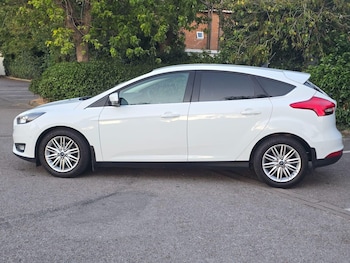 Used Ford Focus 2017 for sale - 79106427: Photo