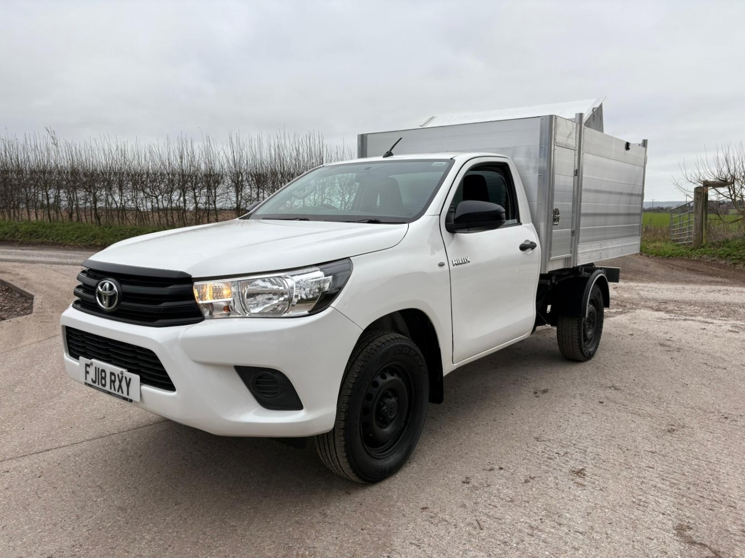 Used Toyota Hilux 2018 for sale - 76656051: Photo 23