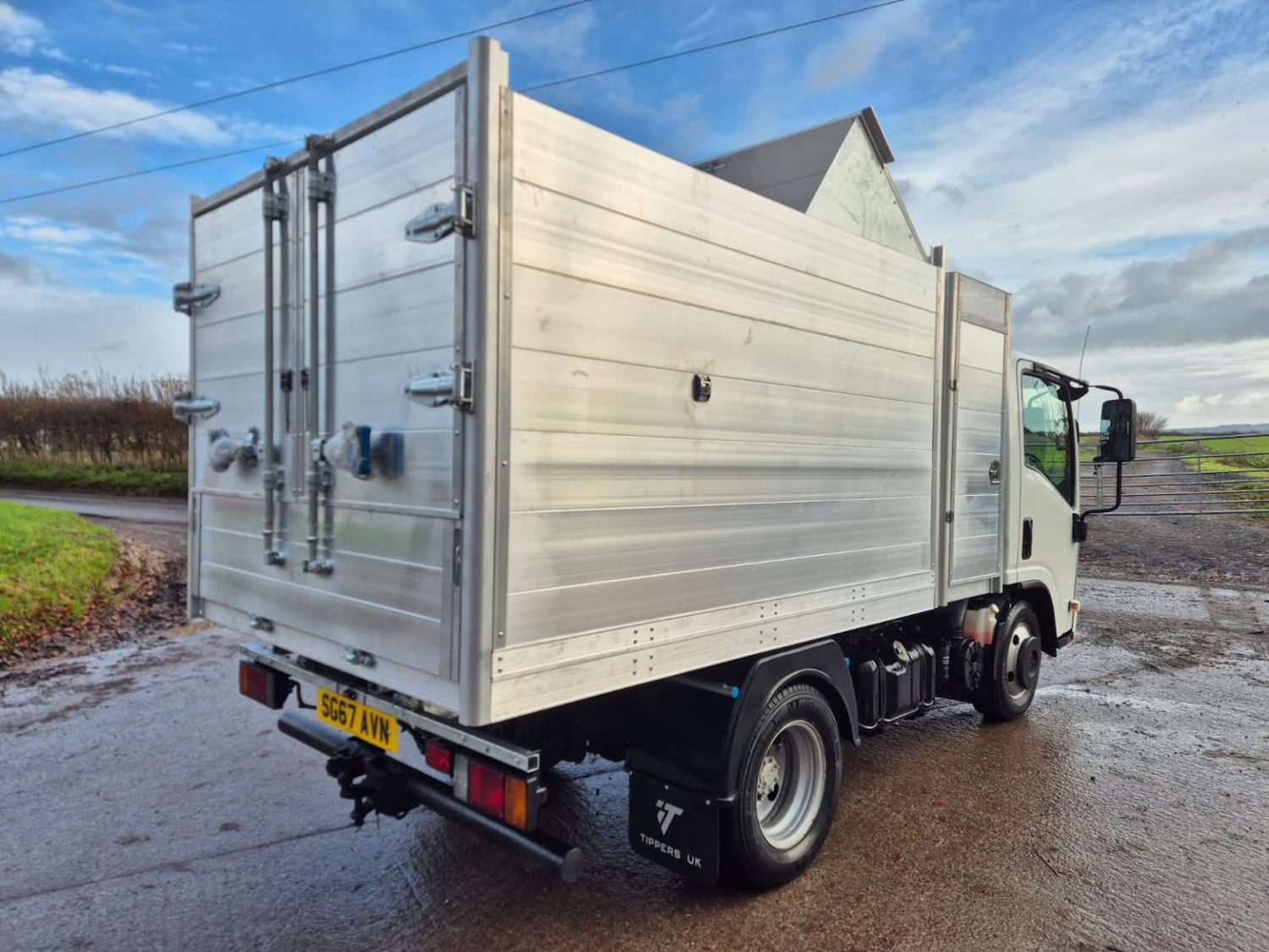 Used Isuzu Other 2017 for sale - 77148241: Photo 7