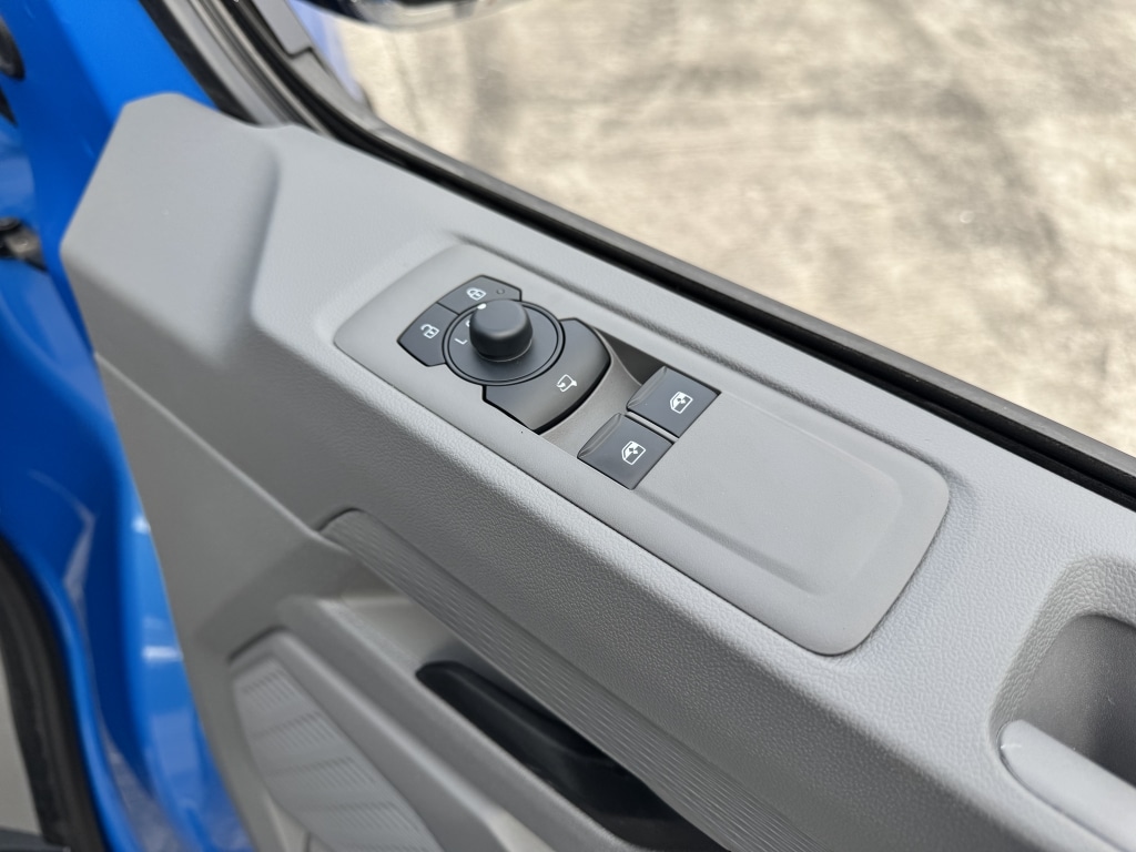 Used Volkswagen Transporter 2025 for sale - 77954341: Photo 6