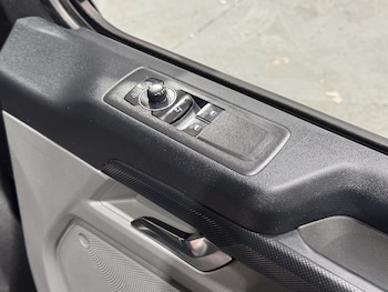 Used Ford Transit Custom 2024 for sale - 76465495: Photo