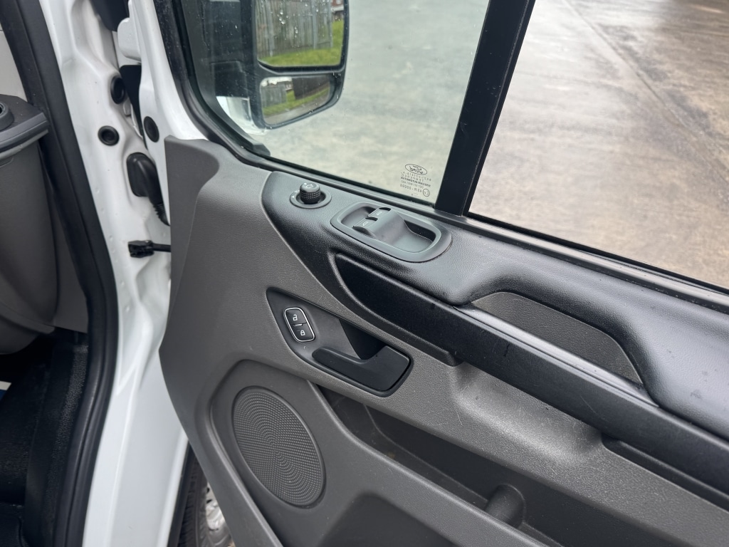 Used Ford Transit Custom 2019 for sale - 77531379: Photo 13