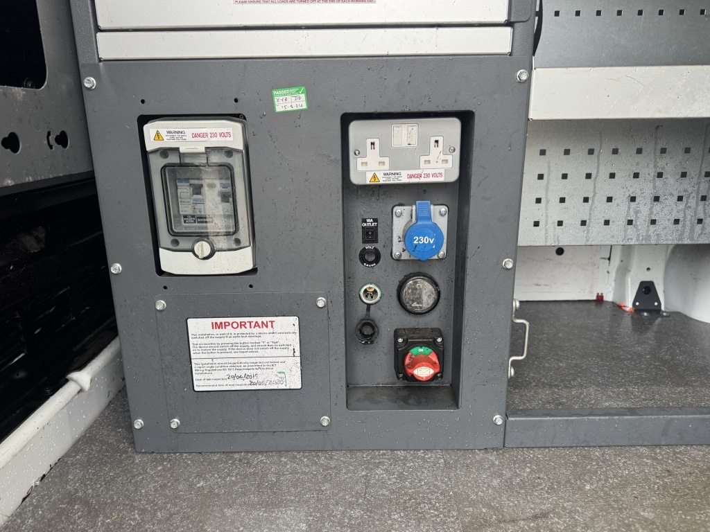 Used Ford Transit Custom 2019 for sale - 77682071: Photo 16