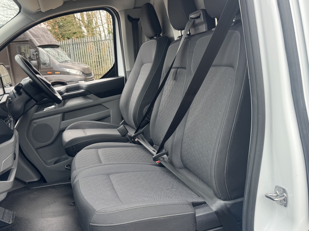 Used Ford Transit Custom 2024 for sale - 77544536: Photo 11