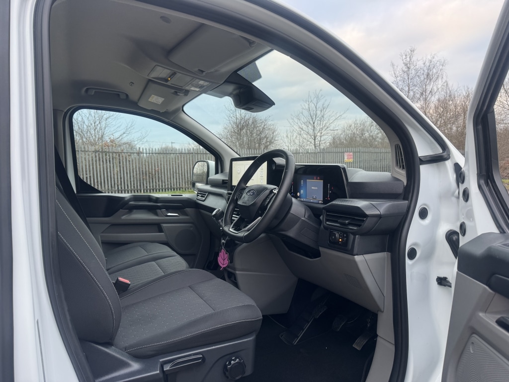 Used Ford Transit Custom 2024 for sale - 77370937: Photo 20