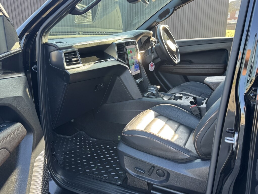 Used Volkswagen Amarok 2024 for sale - 77947421: Photo 11