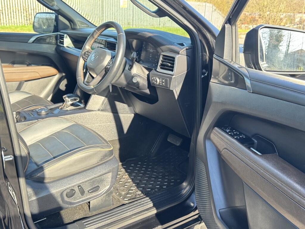 Used Volkswagen Amarok 2024 for sale - 77947421: Photo 18