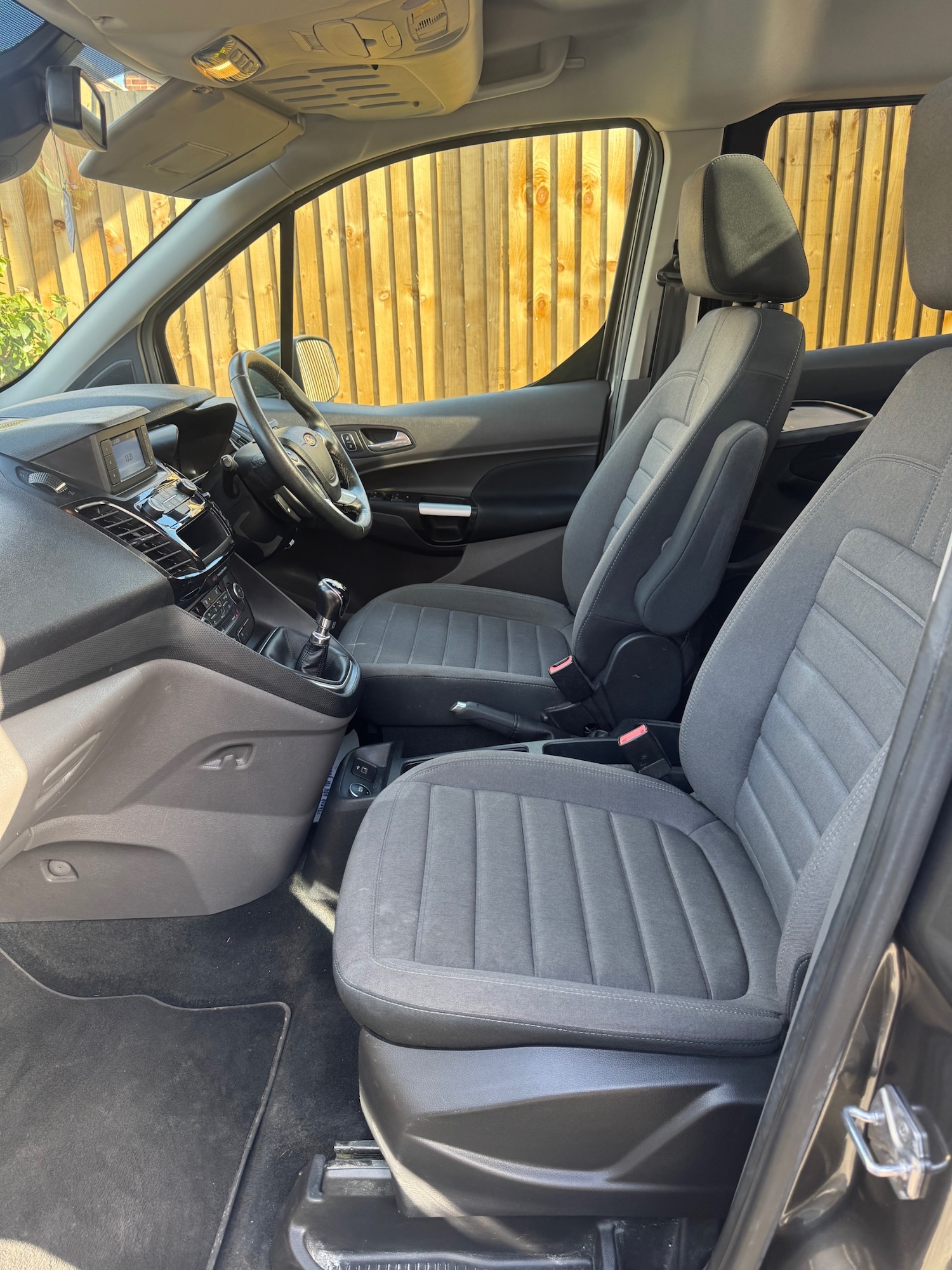 Used Ford Grand Tourneo Connect 2019 for sale - 77836801: Photo 20