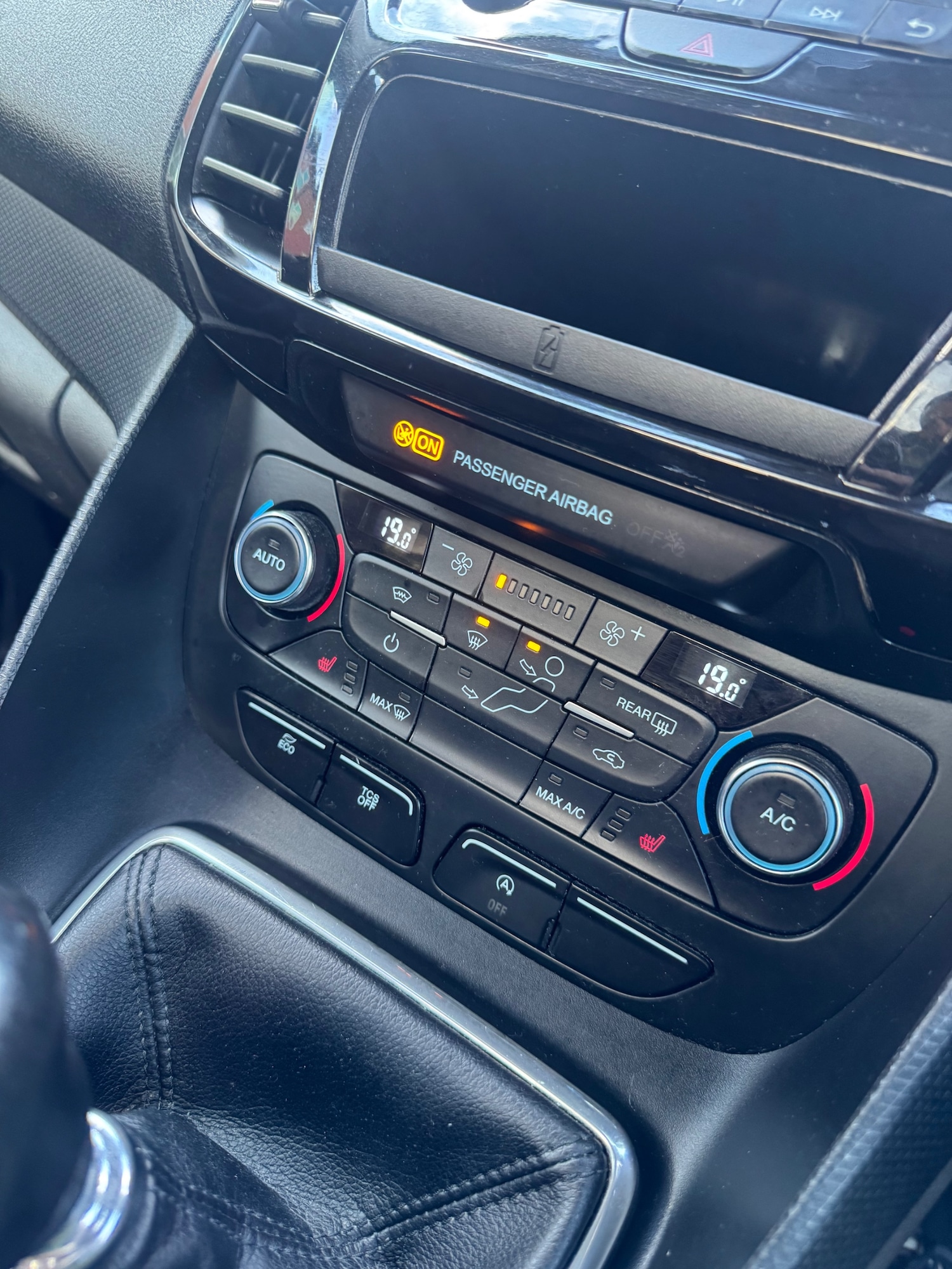 Used Ford Grand Tourneo Connect 2019 for sale - 77836801: Photo 31