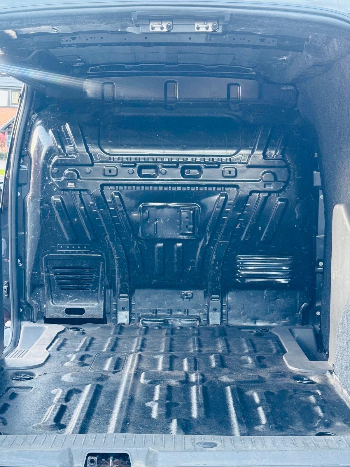 Used Ford Transit Connect 2019 for sale - 78146119: Photo 31