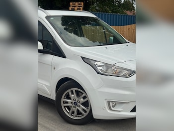 Used Ford Tourneo Connect 2018 for sale - 78987556: Photo