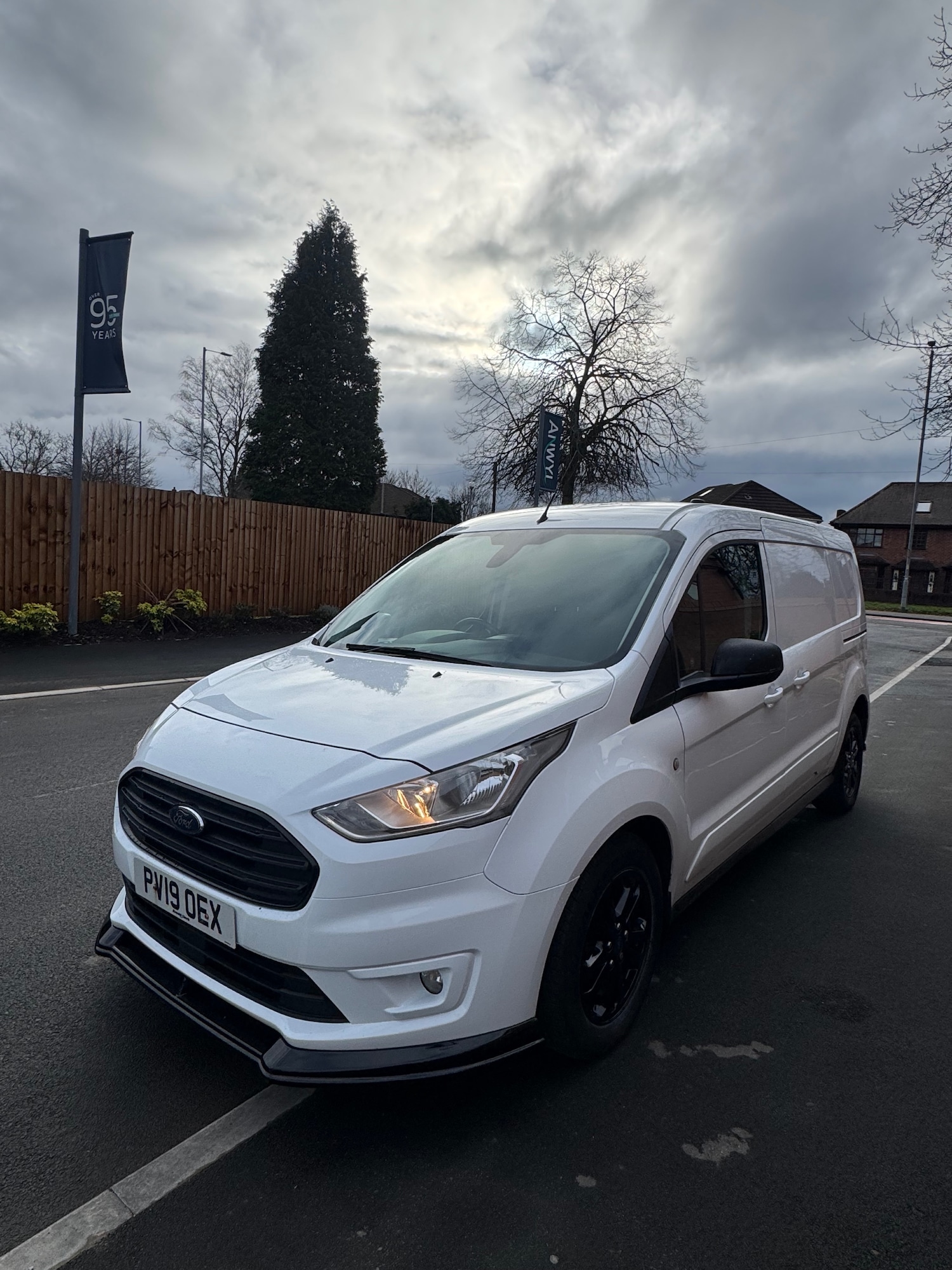 Used Ford Transit Connect 2019 for sale - 77528362: Photo 2