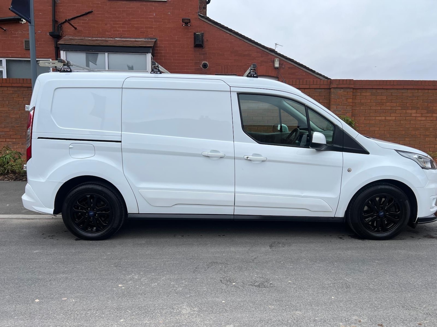 Used Ford Transit Connect 2019 for sale - 77324717: Photo 2