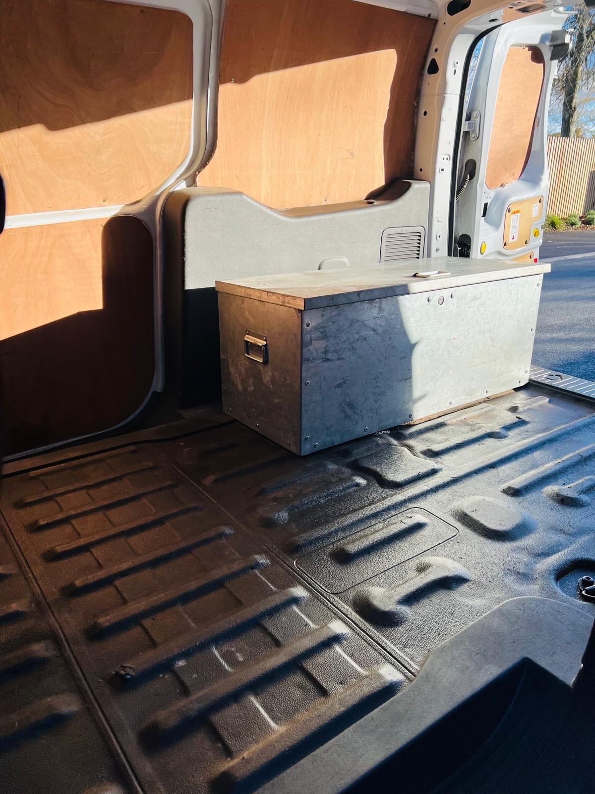 Used Ford Transit Connect 2015 for sale - 76626667: Photo 10