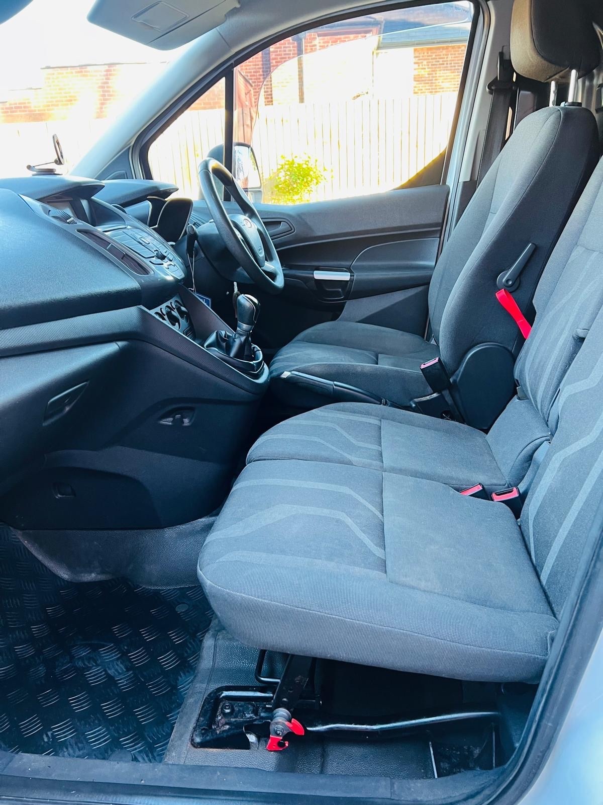 Used Ford Transit Connect 2015 for sale - 76626667: Photo 13