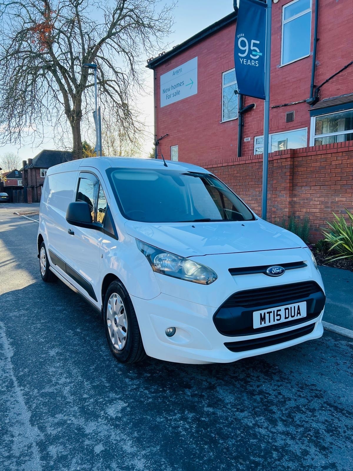 Used Ford Transit Connect 2015 for sale - 76626667: Photo 3