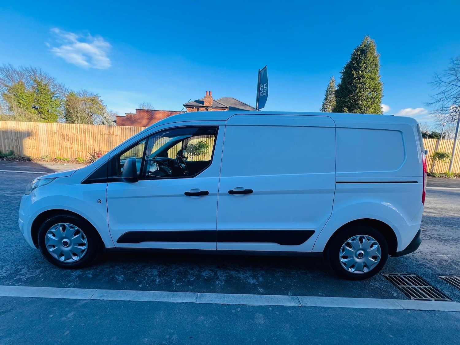 Used Ford Transit Connect 2015 for sale - 76626667: Photo 8